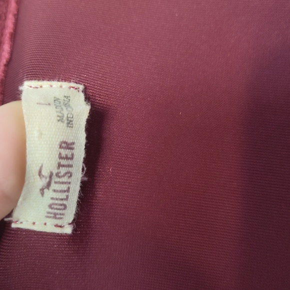 Hollister Velvet Dress - Picture 4 of 7